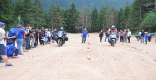 En Yavaş Motosiklet Olabilmek İçin Yarıştılar