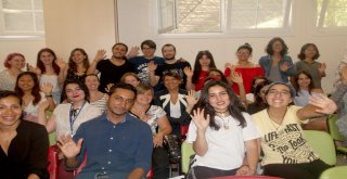 Gençlerden Kadın Sorununa Duyarlılık