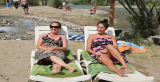 Tuncelinin Plajları Sahilleri Aratmıyor