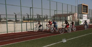 Kiliste Çocuklar Bayrama Bisiklet Sevinciyle Giriyor