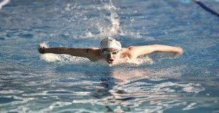 Mamakta Havuz Keyfi Kışın Da Devam Edecek