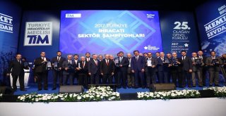 Başbakan Binali Yıldırımdan İhracat Şampiyonu Altunkayaya Ödül