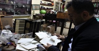 (Özel Haber) İstanbulun Bilinmeyen Tarihine Işık Tutan Notlar Çöpe Gidiyordu