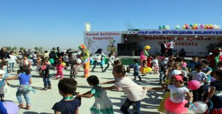 Suriyede Kurban Bayramı Öncesi Oyuncak Şenliği