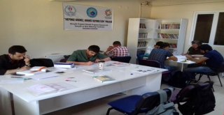 Tatvanlı Öğrencilerden Kütüphanelere Yoğun İlgi