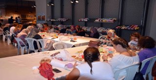 Bağcılarlı Kadınlar, Lösemili Çocuklar İçin Bez Bebek Ördü