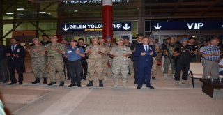 Yüksekovada Şehidi Memleketine Uğurlandı