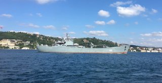 Rus Savaş Gemisi İstanbul Boğazından Geçti