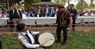 Ay Yıldızın Gölgesinde Kıran Kırana Mücadele