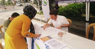 Düzce Üniversitesi Düzceli Üniversite Adaylarının Hizmetinde