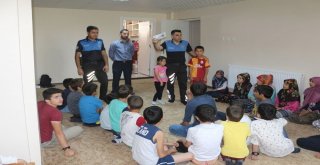 Hakkari Polisinden Çocuklara Boğulmaya Karşı Eğitim