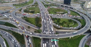 Mahmutbey Gişelerinde Bayram Trafiği