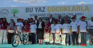 Derece Giren Kuran-I Kerim Kursu Öğrencilerine Ödül