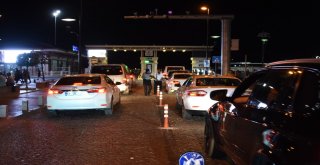 Çanakkalede Feribot Yoğunluğu