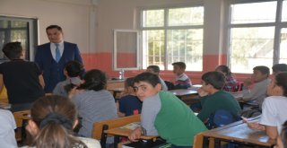 Tatvandaki Okullarda ‘Hukuk Ve Adalet Dersi