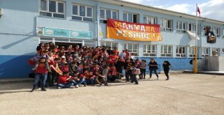 Galatasaray Sevdalısı Oğuz Ardanın İsmi Kütüphaneye Verildi