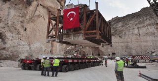 600 Yıllık Hasankeyf Kale Kapısı Taşındı