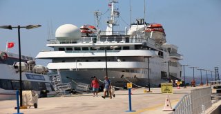 Lübnanlı Turistler Bodruma Gemi İle Geldi
