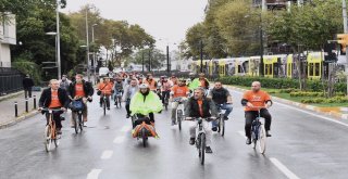 Karaköy-Kabataş Arasında Bisiklet Yolu İçin Keşif Turu Yapıldı