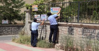 İzinsiz Asılan Afişler Kaldırıldı