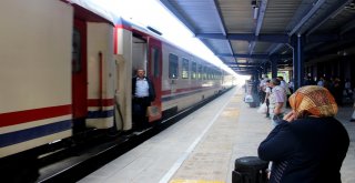 Doğu Ekspresine Yoğun İlgi Yazın Da Devam Ediyor