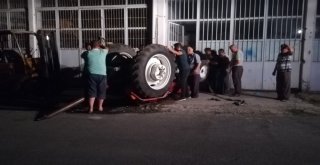 Samsunda Traktör Devrildi: 2 Yaralı