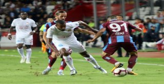 Spor Toto Süper Lig: Antalyaspor: 1 - Trabzonspor: 1 (İlk Yarı)