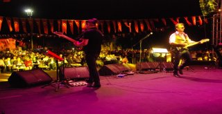 Bitlisliler Kurtuluş Gününde ‘Ayna İle Coştular