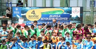 Bursa Büyükşehirin Okul Sporları Etkinliklerinde Ödül Heyecanı