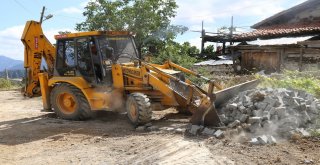 Akseki Belediyesinin Yol Düzenleme Çalışmaları Devam Ediyor