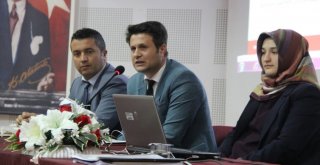Kütahyadaki Yabancı Uyruklu Üniversite Öğrencileri Bilgilendirildi