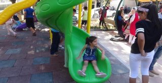 Suriyeli Çocuklar İçin Yapılan Park Törenle Hizmete Açıldı