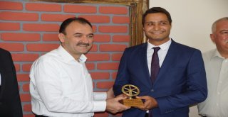 Aydında Ayın Şoförüne Ödülünü Çandıroğlu Verdi