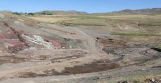 Başkan Vekili Vardar, Sulama Göleti İnşaatını İnceledi