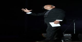 Ato Congresiumda Sunay Akından “Bir Cumhuriyet Hikayesi”