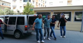 Yakalanan Cezaevi Firarisinden Basın Mensubuna Tekmeli Saldırı
