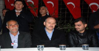 İçişleri Bakanı Soylu, Şehit Ferruh Dikmenin Evini Ziyaret Etti