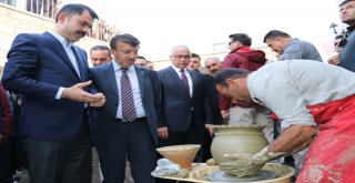 Bakan Kurum Tarihi Van Evlerinin Açılışını Gerçekleştirdi