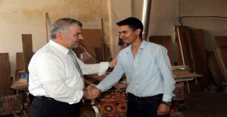 Başkan Çelik Sosyal Medyadan Gelen Davete Duyarsız Kalmadı