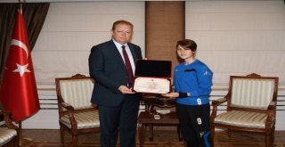 Sportif Fair Play Davranış Dalında 2017 Türkiye Olimpiyat Komitesi Fair Play Kutlama Mektubuna Layık Görüldüler