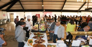 Festivalde 36 Çeşit İsot Yemeği Sunumu
