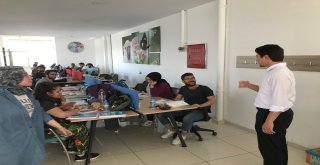 Milletvekili Özboyacıdan Gençlik Merkezlerine Ziyaret