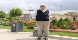 Dineliyorum Sorusu Sosyal Medyaya Damga Vurdu