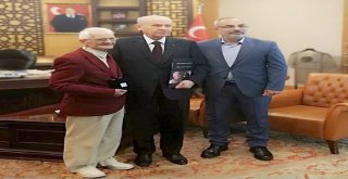 62Nci Sanat Yılında İlk Klibini Çekti