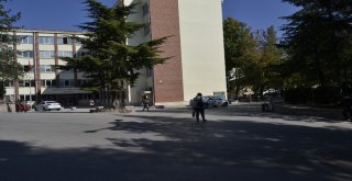 Anadolu Üniversitesinde Patlatılan Şüpheli Valiz Boş Çıktı