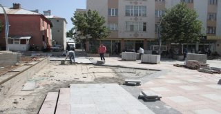 Malazgirt Kent Meydanı 26 Ağustosa Hazır Olacak