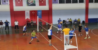 Batmanda Voleybol Turnuvası Yapıldı