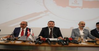 Ertekin: “İş Adamlarıyla 5 Yıldızlı Otel Lobilerinde Değil, Mesai Arkadaşlarımla Düğün Salonlarında İftar Yaptım”