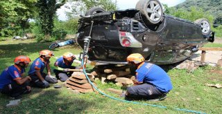 İtfaiye Teşkilatından ‘Trafik Kazalarına Müdahale Eğitimi