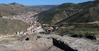 Efsaneleri İle Ünlü Canca Kalesinde Bir Dönem Aydınlanıyor